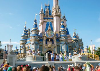 Disney drops all but free speech claim in political retaliation suit against DeSantis