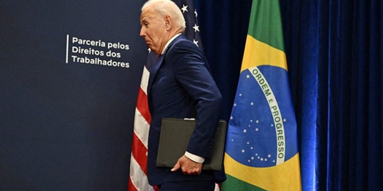 WATCH: Biden forgets to shake hands with president of Brazil in latest awkward gaffe