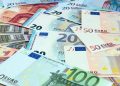 EUR/USD Pair Hovers Around 1.0730 Amid Fed’s Hawkish Tone