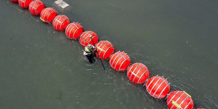 Court lets Texas keep floating border buoys in Rio Grande — for now
