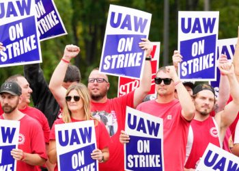 UAW says it’s expanding strike to include major Ford truck plant in Kentucky