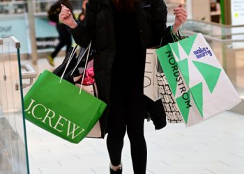 U.S. GDP grew at a 4.9% annual pace in the third quarter, better than expected