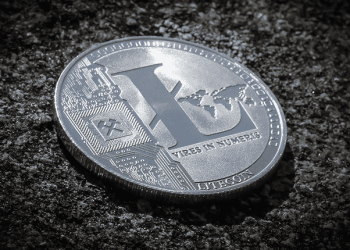 SafeMoon and Litecoin: Litecoin remains below 70.00