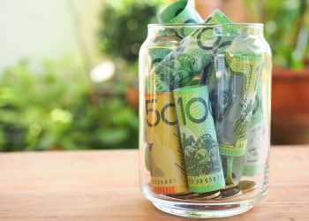 Aussie Rises Amid Rate Hike Speculation, Dollar Pauses