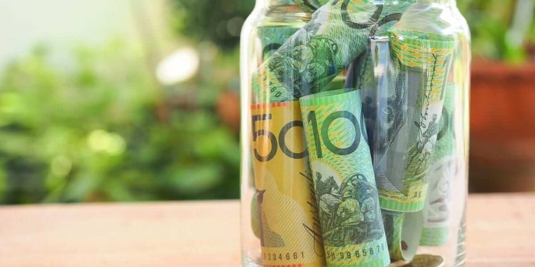 Aussie Rises Amid Rate Hike Speculation, Dollar Pauses