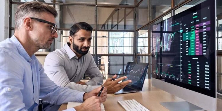 Trading Assistant: What Does A Trading Assistant Do?