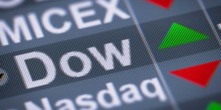 Stock Market Rally Breaks Win Streak, Bond Yields Climb