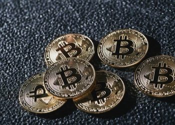 Bitcoin and Ethereum: Bitcoin made a break above $35000