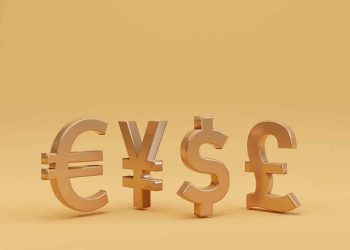 EURUSD and GBPUSD: EURUSD is holding above 1.06300