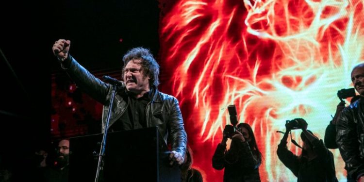 Argentina election showdown as libertarian outsider looks to take down establishment candidate