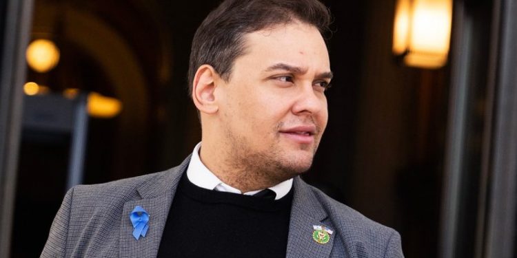 NY Rep. George Santos, who flipped blue seat, says he won’t run for re-election in wake of ethics report