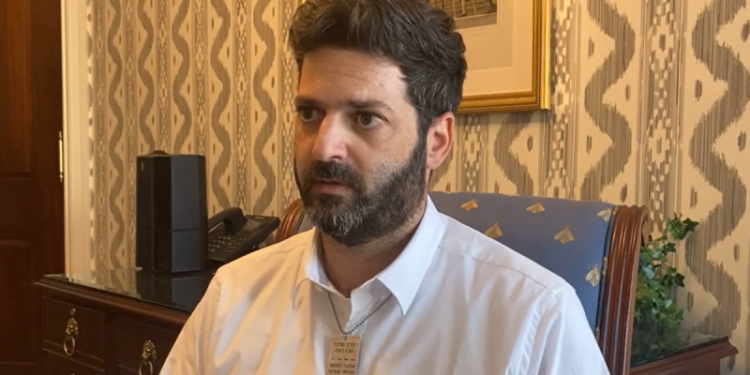 Brother of Israeli twin hostages recounts Oct. 7 terrorist attack on their home