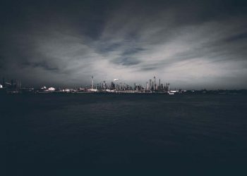 U.S. Trading Crude Oil Exports Surge, Korea Overtakes China