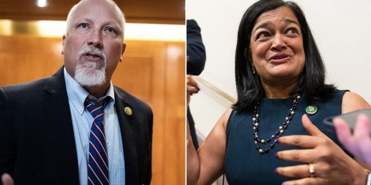 Fight over greenlighting controversial surveillance program unites progressives, conservatives in Congress