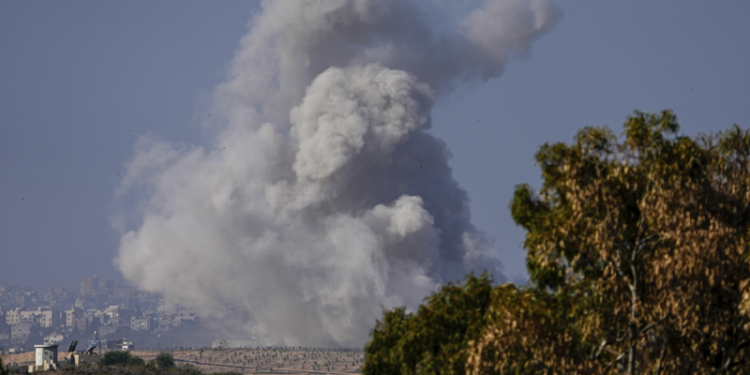 Some Israelis allowed to return to border communities near Gaza Strip, military says