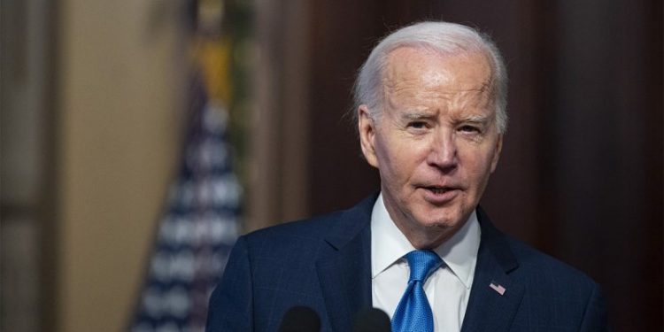 Biden continues bleeding support from key voter groups as Dems sound alarm over 2024: poll
