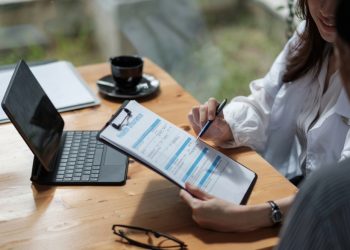 What is cover note insurance? 