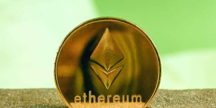 Ethereum Breaches $3,320, Nears $3,500