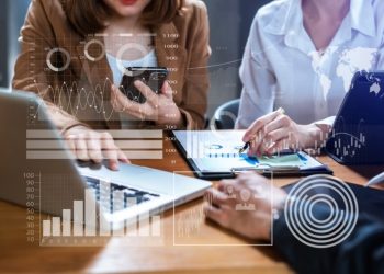 Guppy Multiple Moving Average (GMMA)