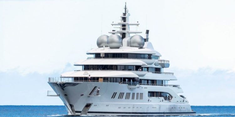 Russian oligarch’s yacht is costing U.S. taxpayers close to $1 million a month