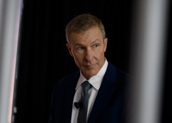 United Airlines CEO responds to string of safety incidents that have rattled passengers