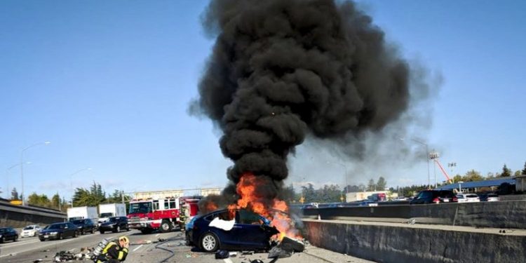 Tesla settles lawsuit over Autopilot crash that killed Apple engineer