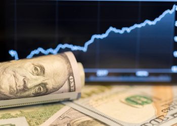 EUR/USD Peaks Above 1.0850 Amid US Data Dip