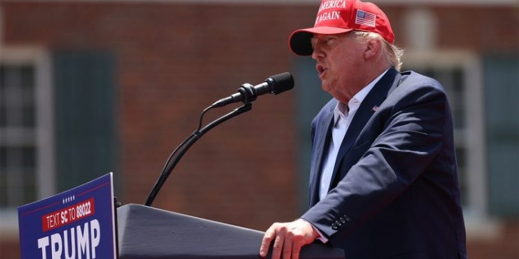 Billionaire donors plan to shower Trump with millions in April: ‘fundraising juggernaut’