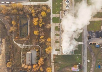 Oil and natural gas: Oil recovered this morning to $83.50