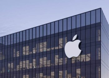 Apple’s iPhone Sales Drop 10% in Q1 2024