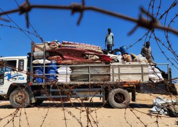 Gazans report UNRWA staff stealing, selling aid: watchdog