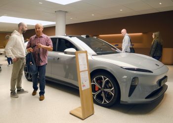 Has the Nio stock price bottomed? June 6th will be key