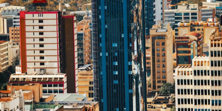 Ongoing protests and police violence rock Kenya and the Kenyan shilling (KES)