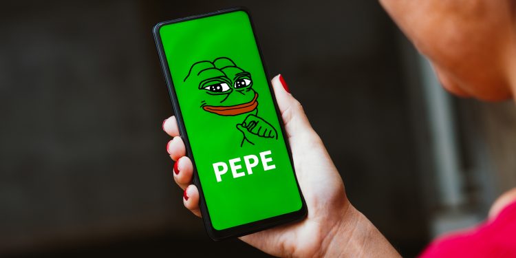 Super Trump and Pepe recover previous losses as meme coins rebound