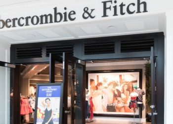 JPMorgan upgrades Abercrombie & Fitch: Is the stock a buy with a $194 price target?