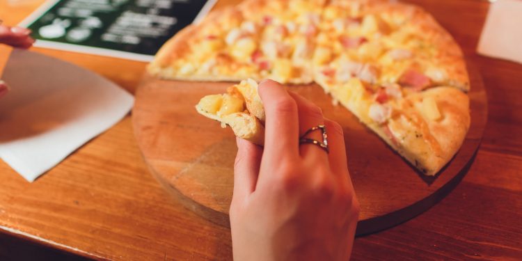 Domino’s Pizza stock crashes as American consumer struggles with rising food prices