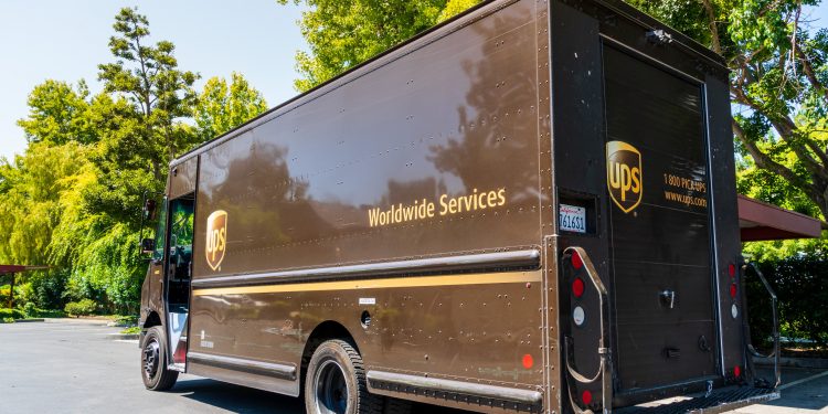 UPS Q2 earnings prove it overpays its drivers, investors flee