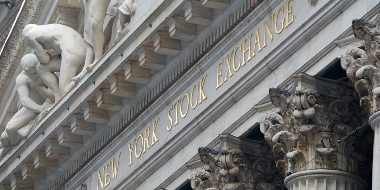 Is the DIVO ETF a good boomer candy fund to buy?