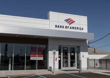 Warren Buffett sells $1.5 billion in Bank of America stock: What it means for investors