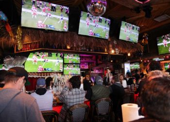 NFL-backed group lines up ‘Sunday Ticket’ streaming for bars, restaurants