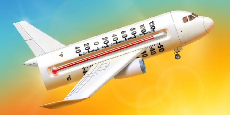 Extreme heat makes flying harder. Airlines and airports say they aren’t sweating it.