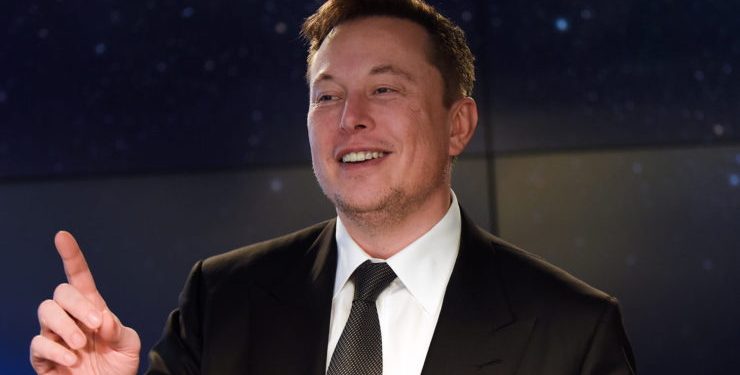 Elon Musk delays Tesla humanoid robots to 2025: Should investors be concerned?