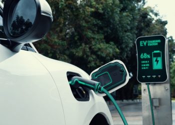 Lack of charging infrastructure hinders electric vehicle adoption in Europe, new poll reveals