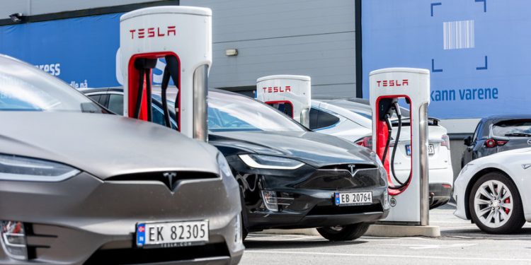 Tesla to recall 1.8 million vehicles in US over faulty hood latch detection