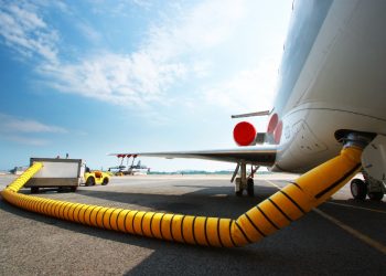 Jet fuel prices fall to $2.39: How this affects your airline ticket prices and aviation industry trends