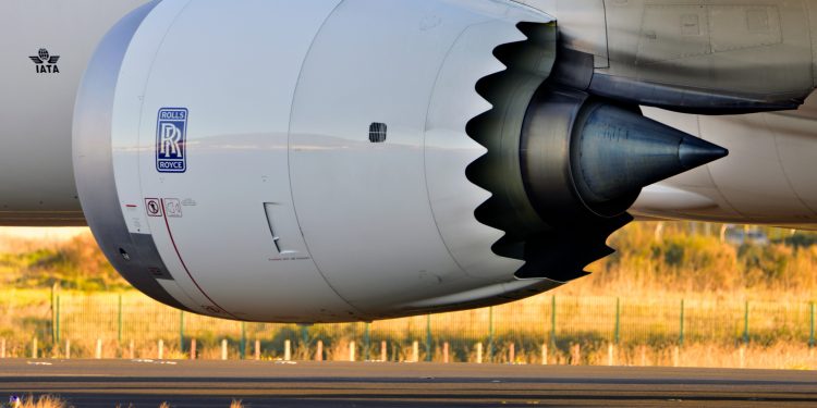 Rolls-Royce share price analysis: buy, sell or hold?