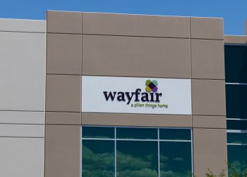 Wayfair CEO Niraj Shah compares home goods slowdown to global financial crisis of 2008