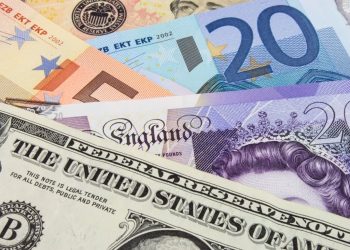 EURGBP and EURCHF: EURCHF halted its fall this morning