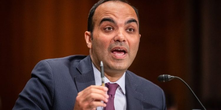 CFPB expands oversight of digital payments services including Apple Pay and Cash App