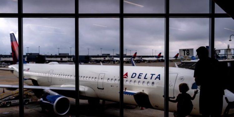 CrowdStrike moves to dismiss Delta Air Lines suit, citing contract terms